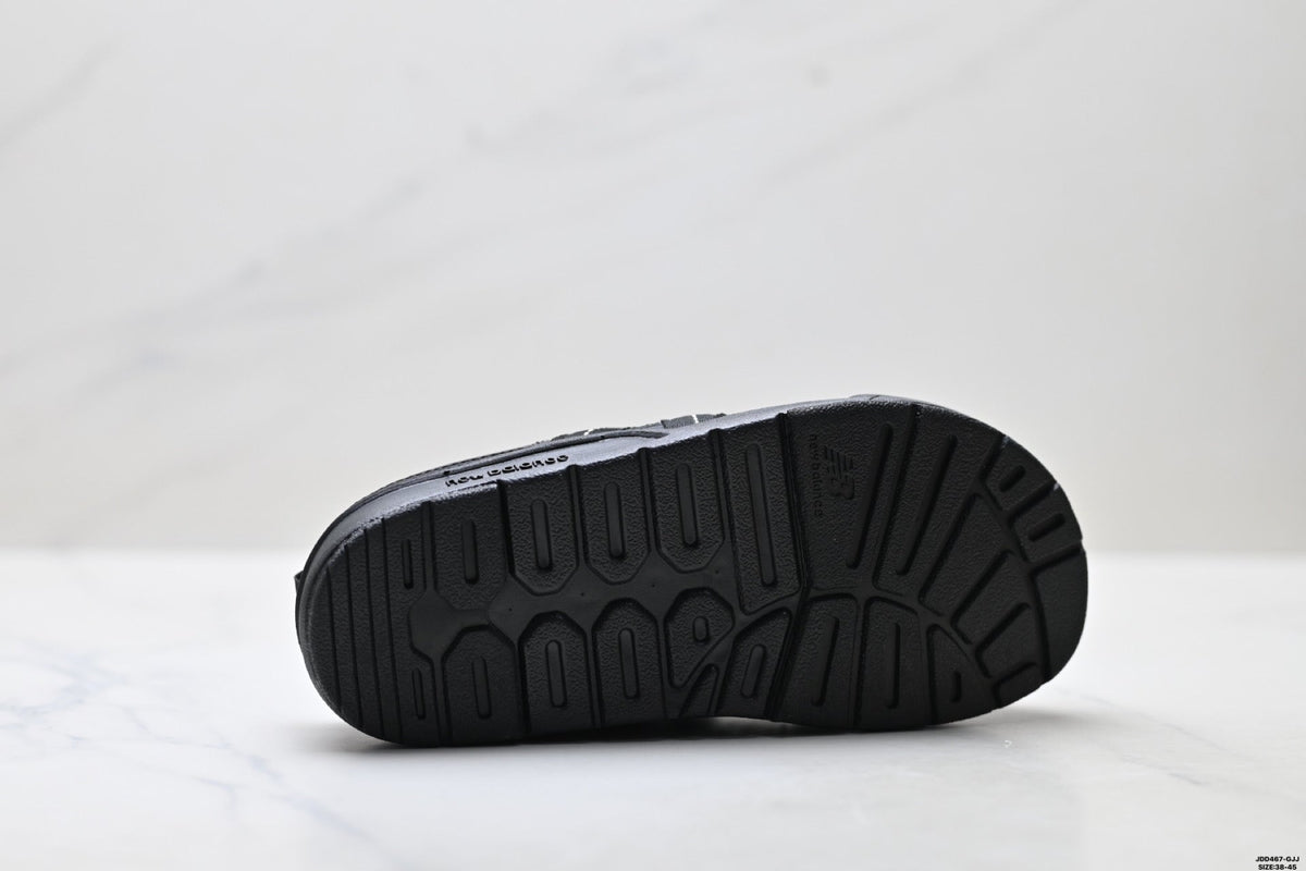 New Balance Outdoor Mule Clogs – Triple Black