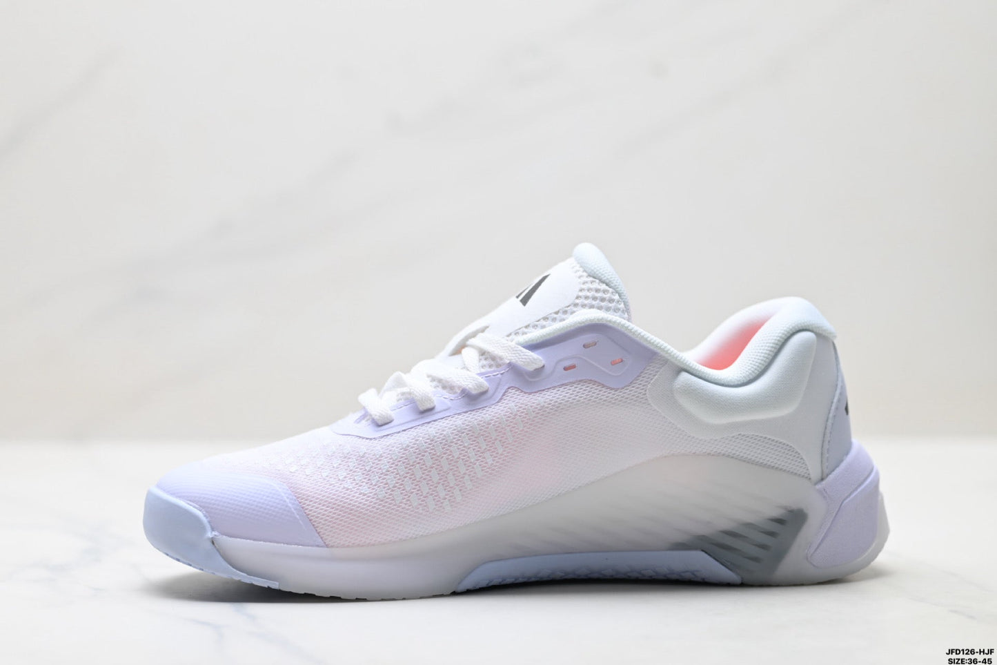 Adidas Leichte weiße Sportschuhe