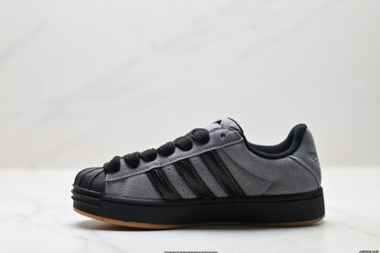 Adidas Originals Superstar Platform Sneaker Grau Schwarz Wildleder
