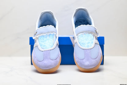 Adidas Samba Mary Jane hellblaue Leder-Sneaker – Retro-Ballerinas