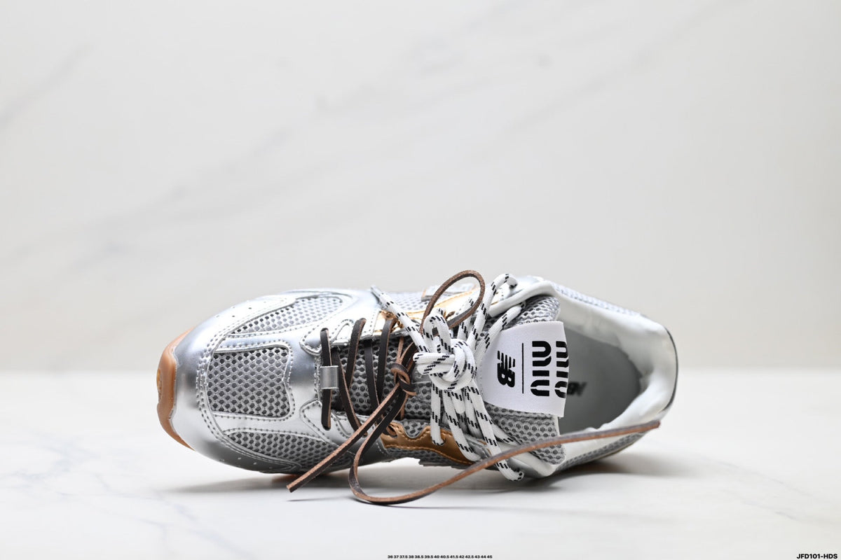 New Balance 530 Sneakers - Silver Gold Metallic