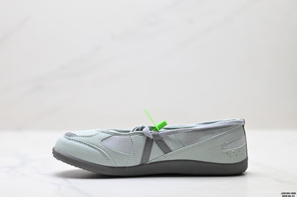 New Balance Flat Breeze Mary Jane Schuhe - Hellgrau