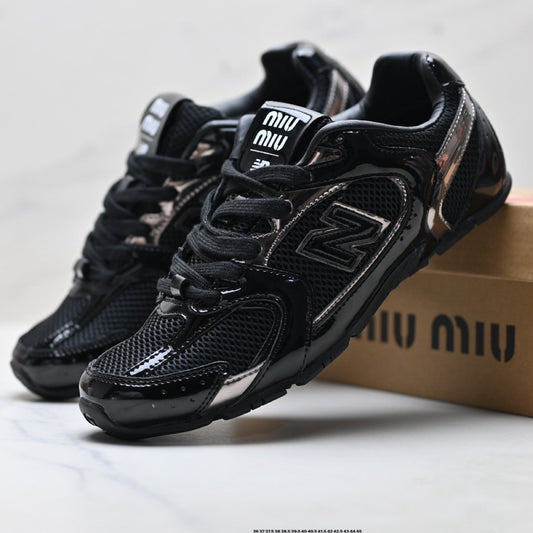 New Balance 530 SL Sneakers - Black