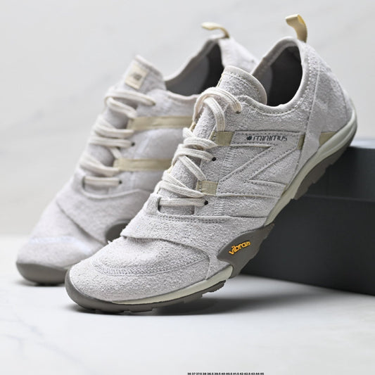 New Balance MT10 Barefoot Shoes – Sand Beige