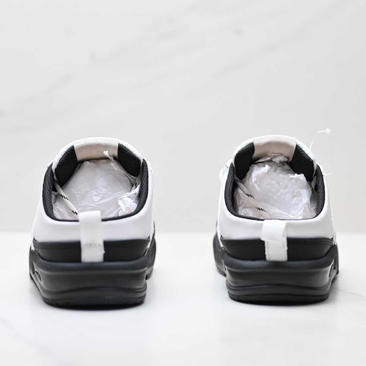 New Balance Outdoor Mule Clogs – Black White