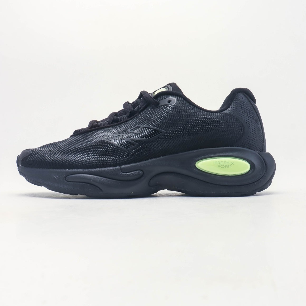 New Balance Unisex Sneakers MACR17CG