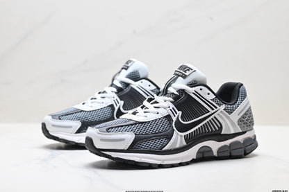 NIKE New Arrivals Running Shoe