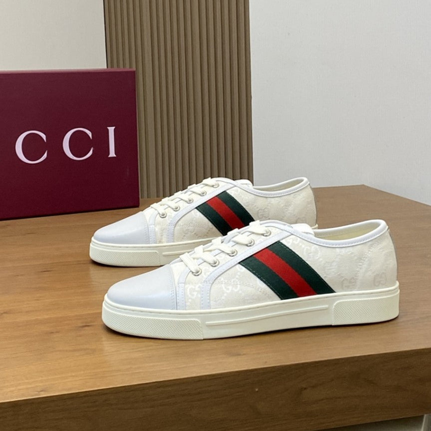 Gucci Shoes #60