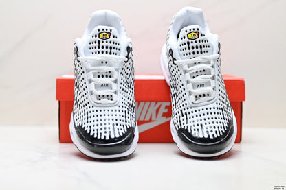 NIKE New Arrivals Running Shoe