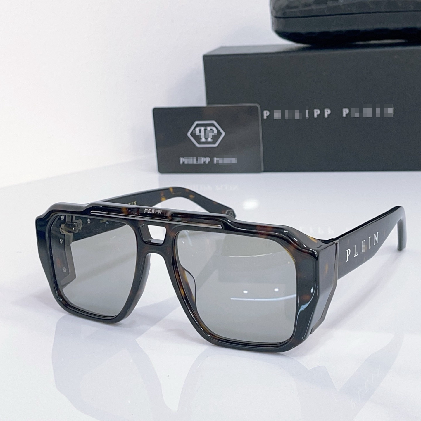 PP Letter logo sunglasses#30