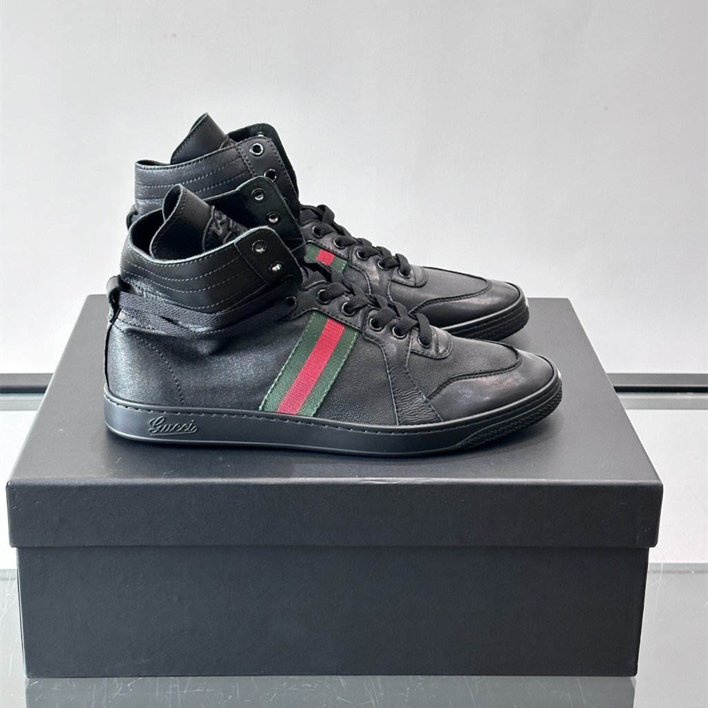Gucci Shoes #65