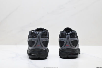 NIKE New Arrivals Running Shoe