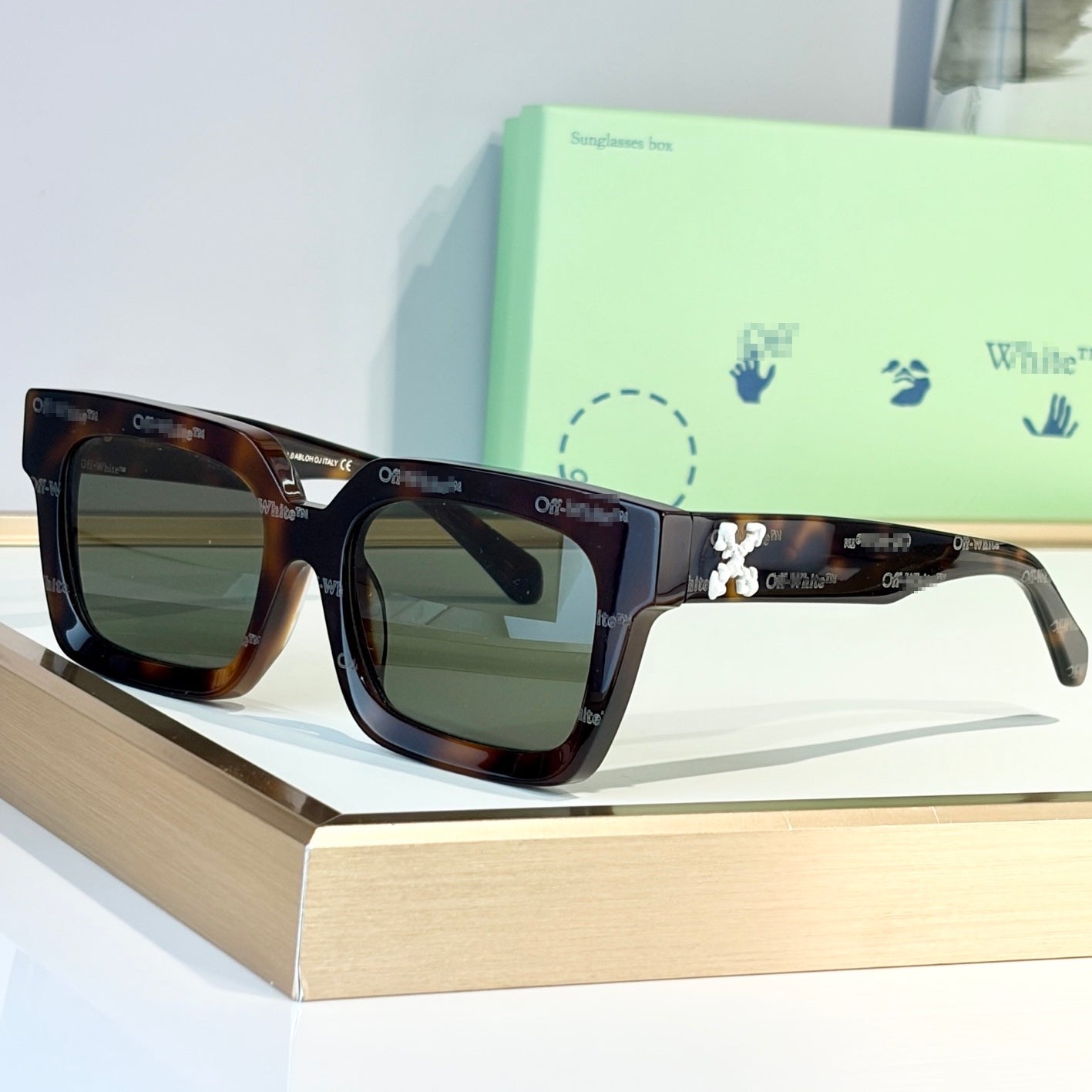 OFF-Whlte Arrow logo sunglasses #012