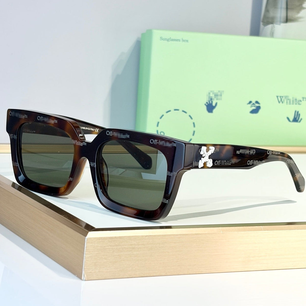 OFF-Whlte Arrow logo sunglasses #012