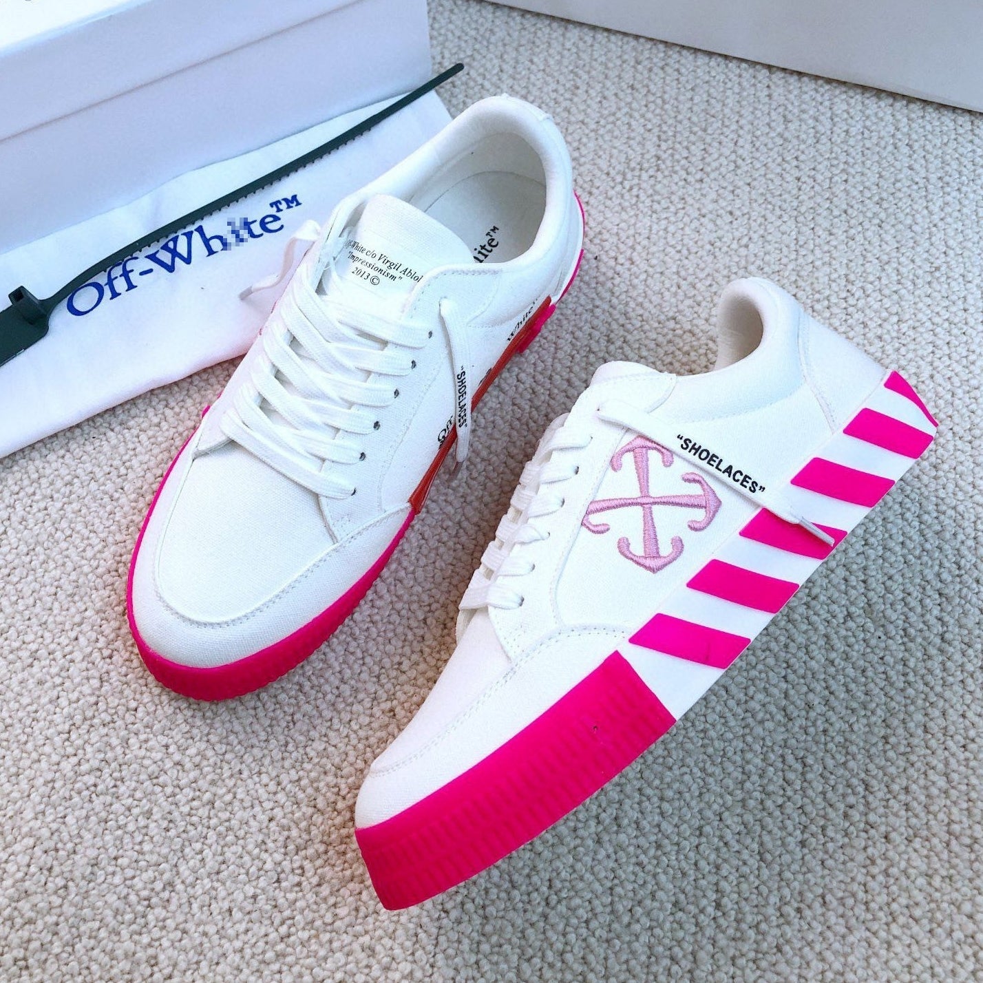 OFF-Whlte Arrow canvas shoes#29