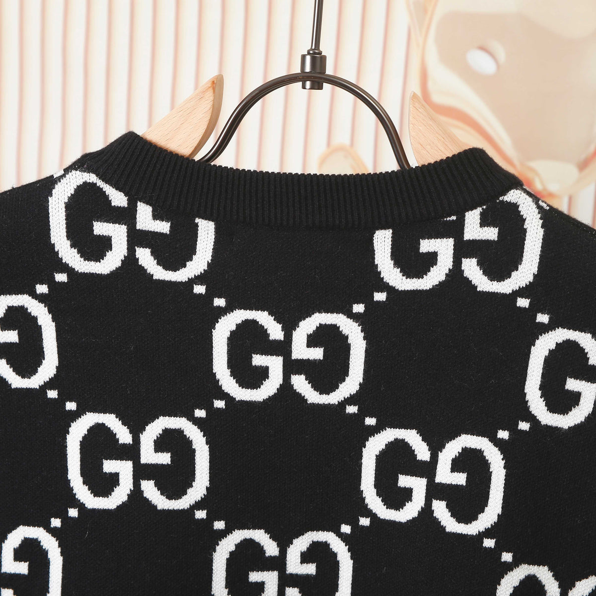 Gucci 8316 Monogram Crewneck Sweater - Image 4