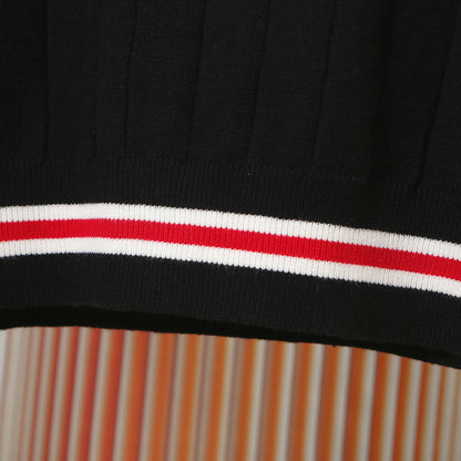 Gucci G8318 Embroidered V-Neck Sweater - Image 8