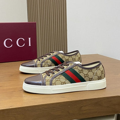 Gucci Shoes #60