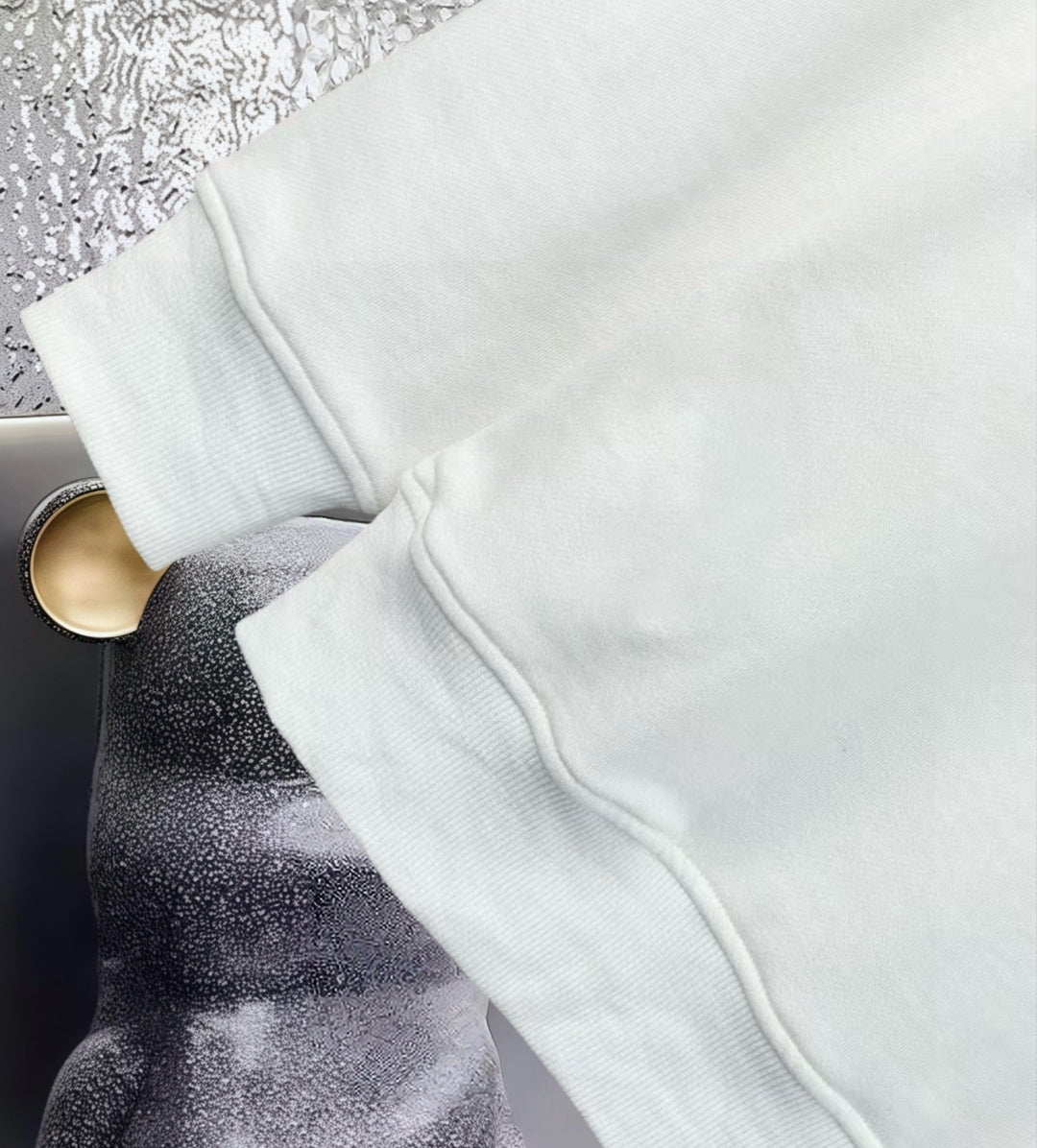 Off-white sweatshirt cuff detail