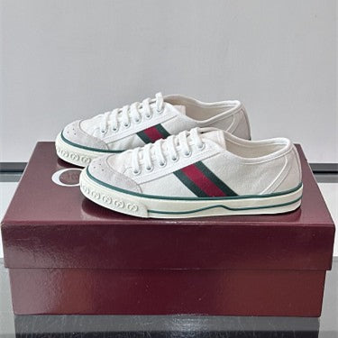 Gucci Shoes #50