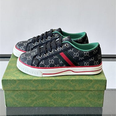Gucci Shoes #64