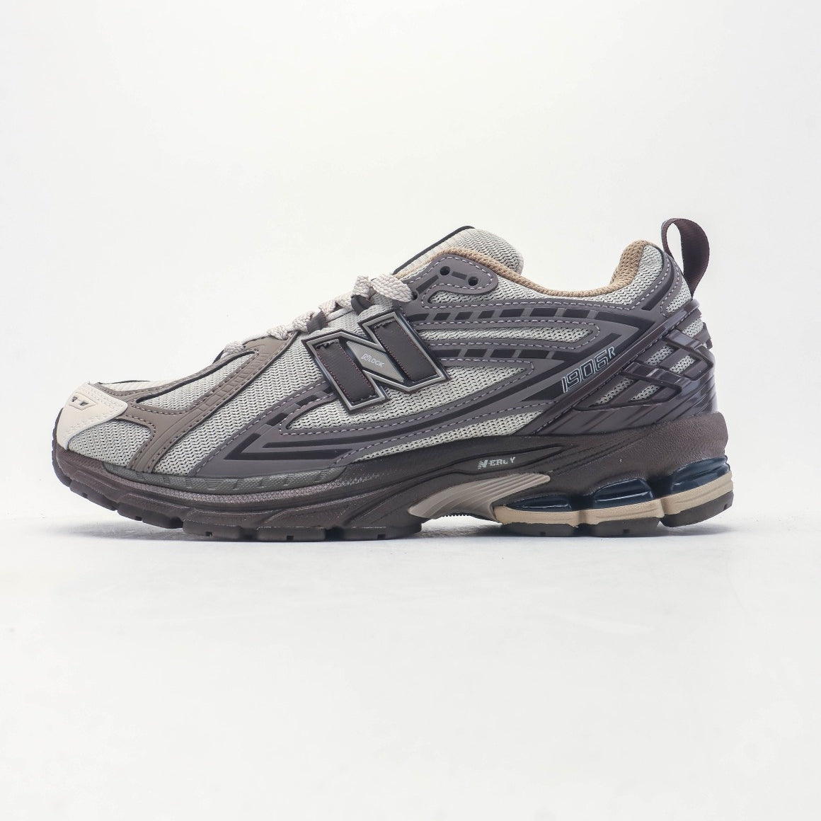 New Balance Unisex Sneakers M1906-1