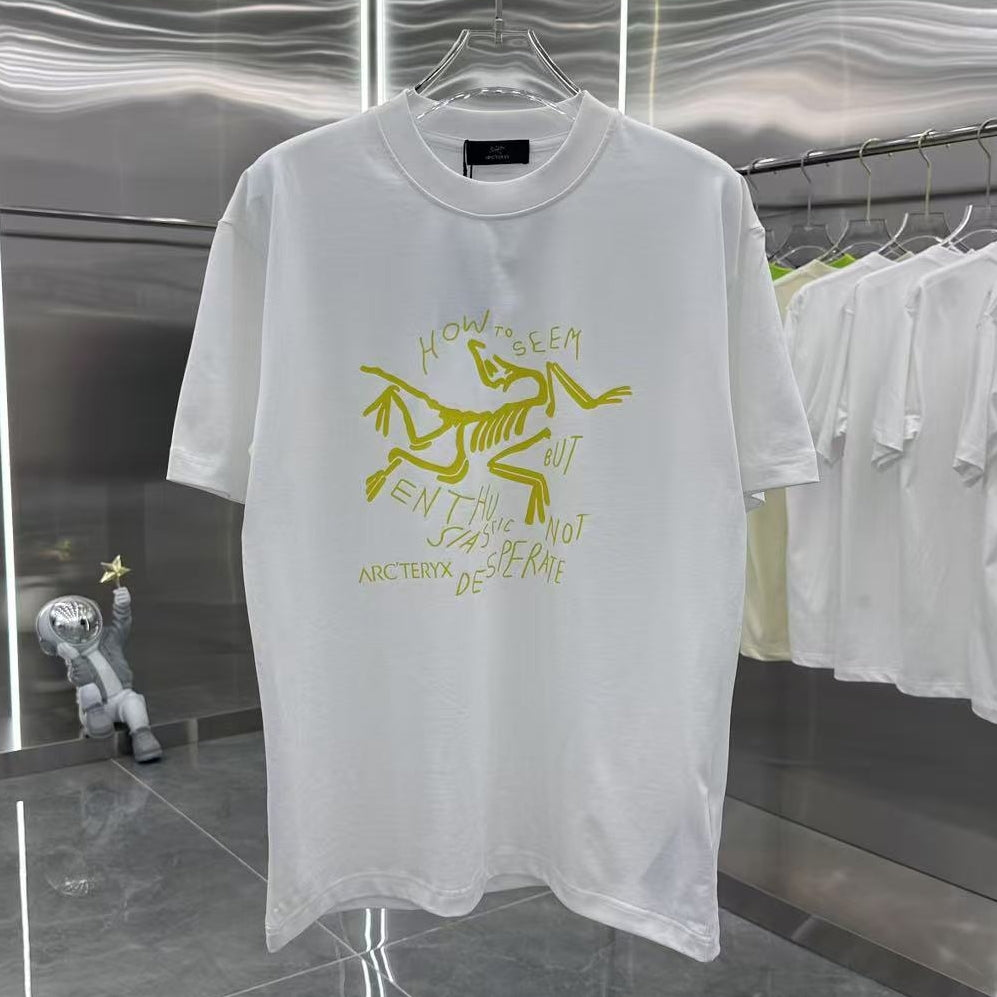 Gradient Skeleton Graphic Oversized T-Shirt – Premium Streetwear Cotton Tee