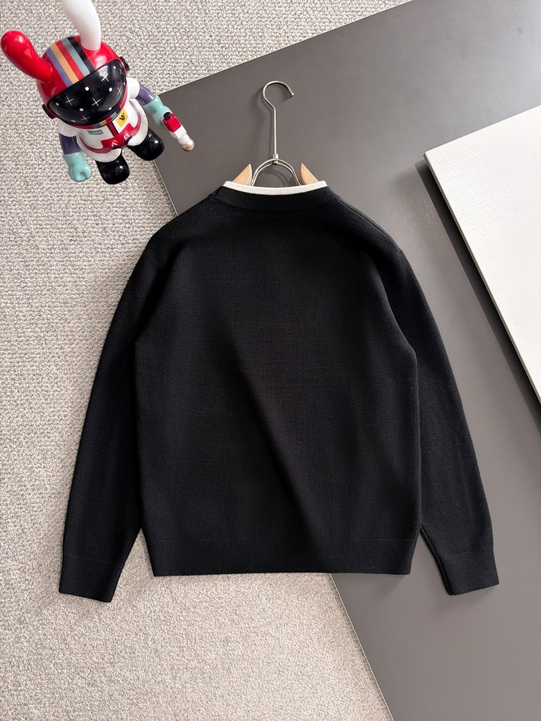 Gucci Embroidered Crewneck Sweater - Image 27