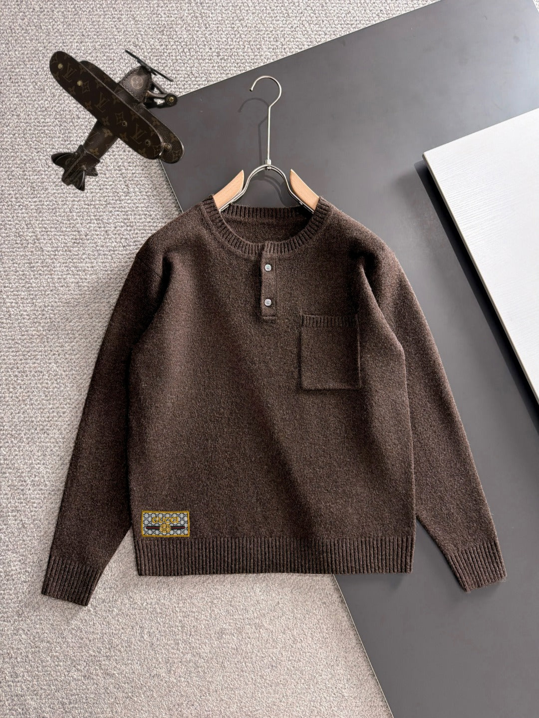 Gucci Embroidered Crewneck Sweater - Image 10