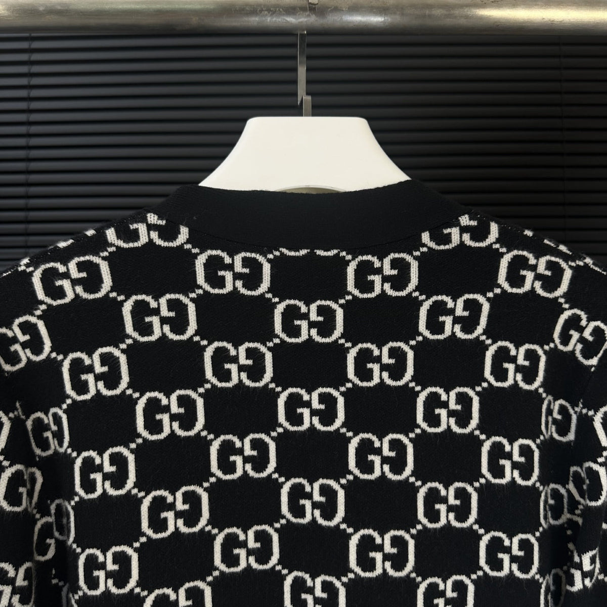 Gucci Monogram Double-G Jacquard Cardigan - Image 4